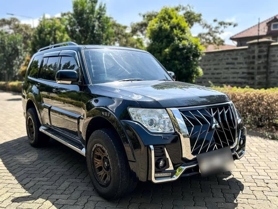 2015 Mitsubishi Pajero
Asking