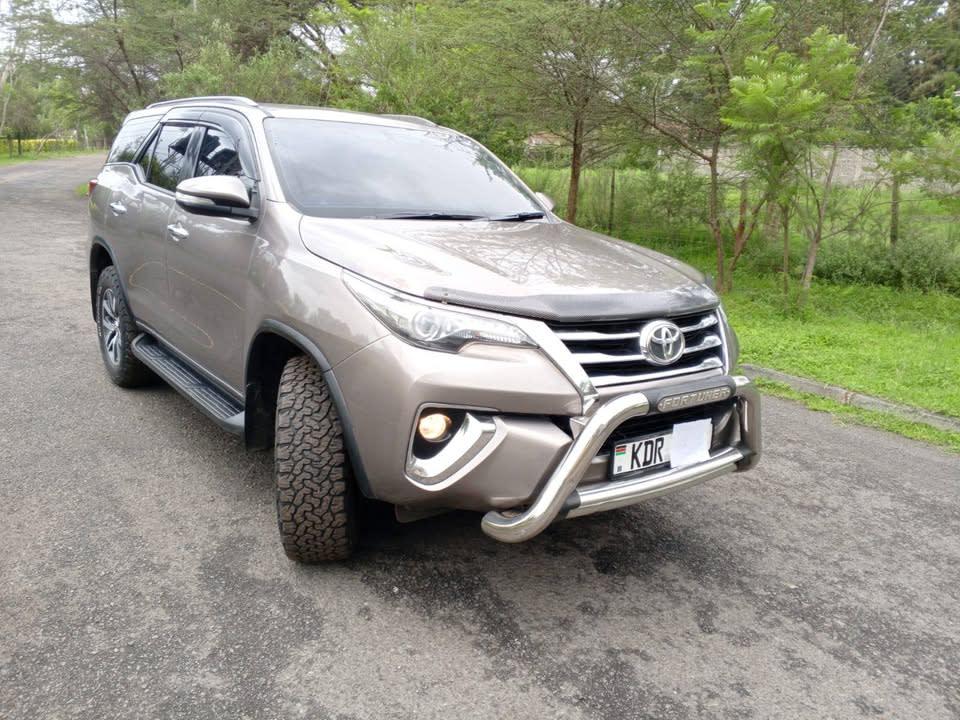 2017 Toyota Fortuner
South AFRICA