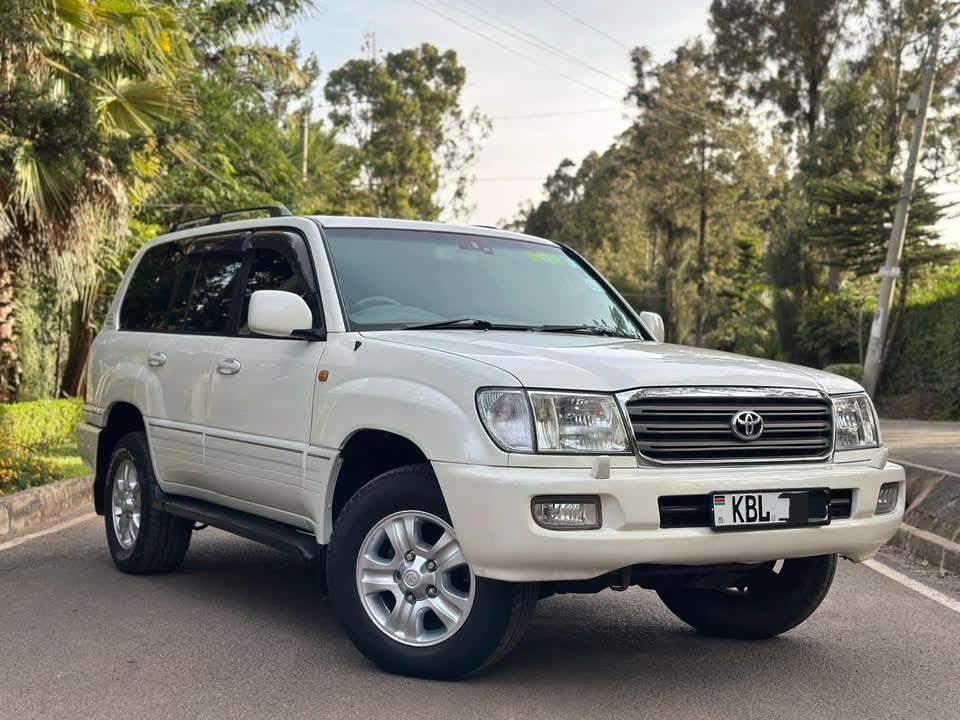 2003 Toyota Landcruiser LC100 series