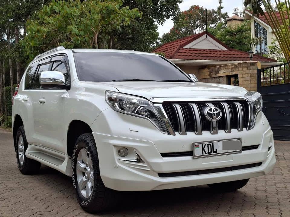 2015 Toyota landcruiser prado j150