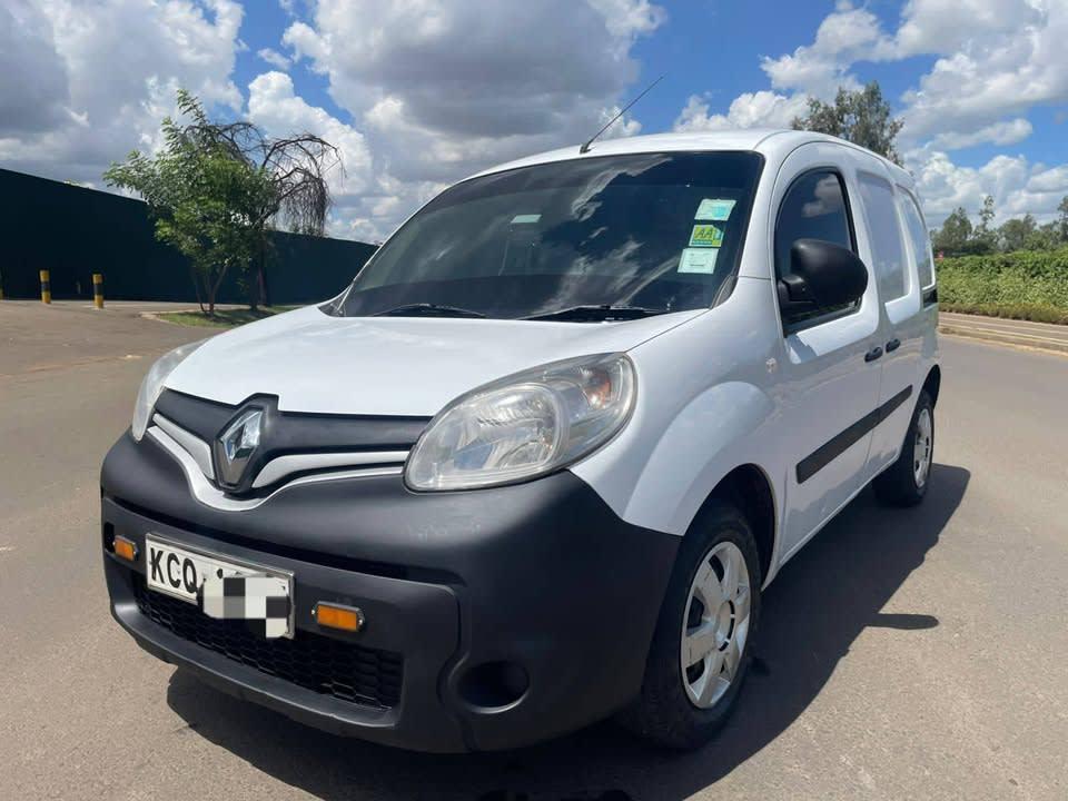 2016 Renault Kangoo
White